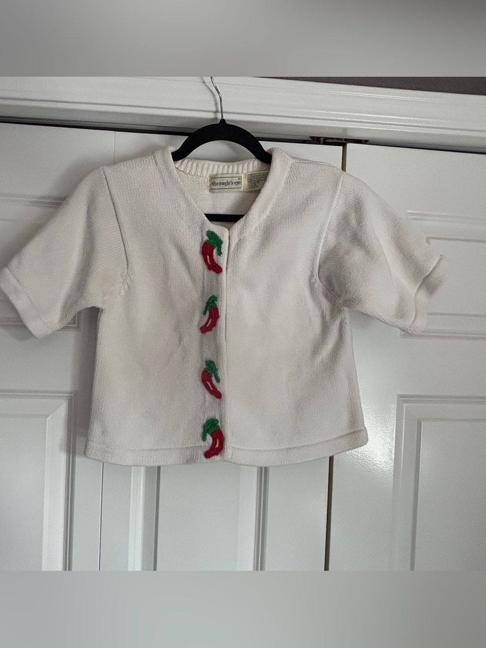 The Eagles Eye Vintage White Knit Sweater with Red Chili Accents